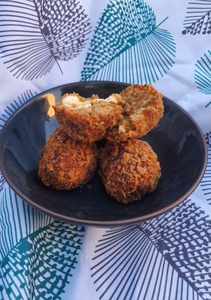 Une photo de Arancini pistache boeuf
