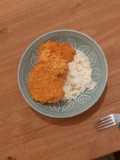 Milanesas de pollo rebozadas en copos de maíz