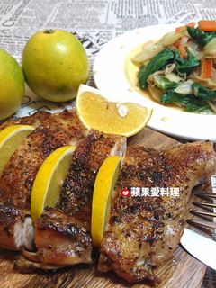 義式香料紅椒雞腿排、炒綜合時蔬(1鍋2菜) 的食譜成品照片