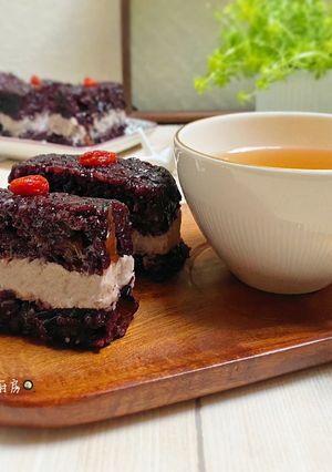 芋泥桂圓紫米糕 的食譜成品照片