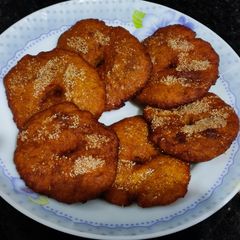 A picture of Bhopalache garge (pumpkin sweet bread).