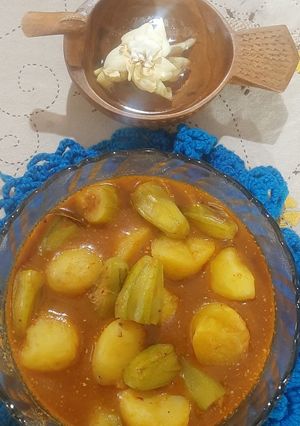 আল-পটলের দম (aloo-potoler dum recipe in Bengali)) রেসিপির প্রধান ছবি