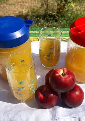 Foto di Succo di frutta alla pesca