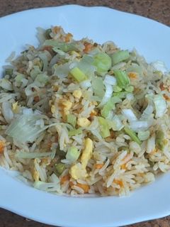 A picture of Fried Rice with Vegetables 🍚 🫛 🥕.