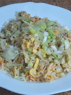 A picture of Fried Rice with Vegetables 🍚 🫛 🥕.