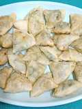 Pop In The Mouth ----- Mini Spinach & Cheese Samosas with home-made spring roll wrapper