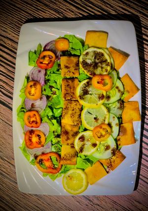 A picture of Fatoush Salad.