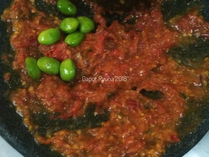 Cara Gampang Menyiapkan Resep Sambal Terasi Goreng Pete yang Uenak Anti Ribet, Sempurna