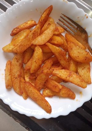 A picture of Pan Roast Potato Wedges.