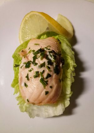 A picture of Salmon rolls.