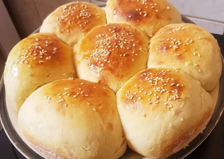 Steps to Prepare Perfect Dinner rolls