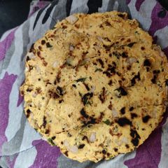 A picture of Besan ki roti (Sindhi koki).