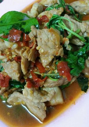 รูปของ หมูสามชั้นผัดเผ็ด