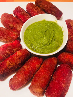 A picture of Beet Rolls.