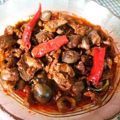 รูปของ Hati ayam bumbu pedas