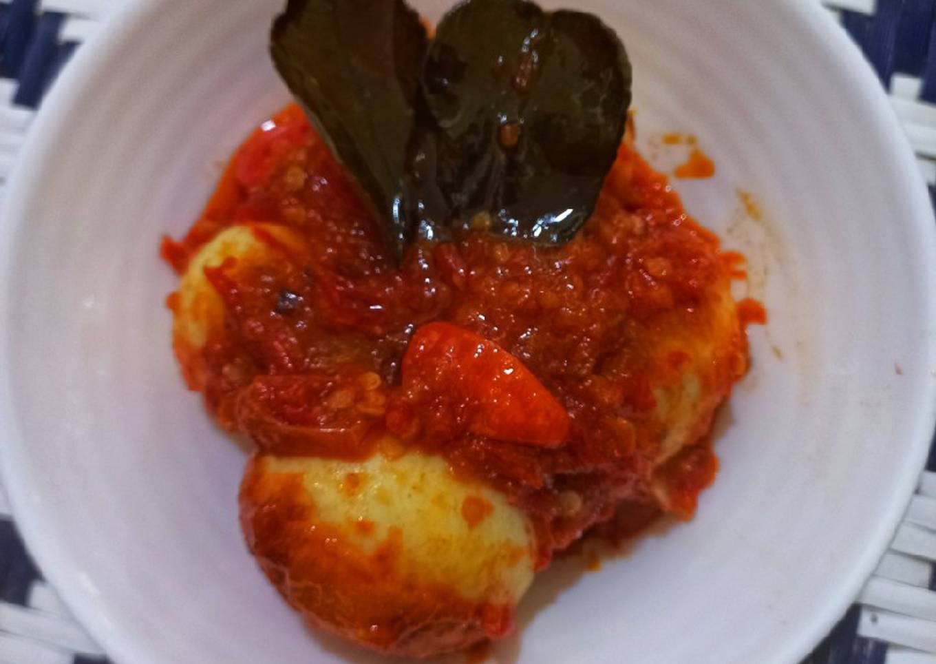 Telur balado