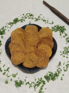 મેથી ની પૂરી (Methi poori Recipe in Gujarati) રેસીપી મુખ્ય ફોટો