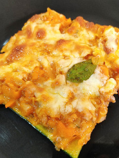 Una foto de Calabacín relleno de carne