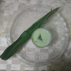 Pandan leaf soup A picture of Pandan leaf soup.