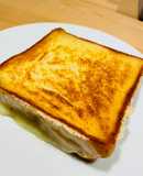 美式comfort food｜高熱量療癒料理｜發酵奶油 grilled cheese sandwiche | 鐵板起司吐司