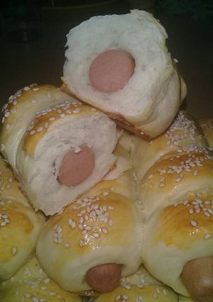 Una foto de Pancitos chinos para comer con salchichas 🍞