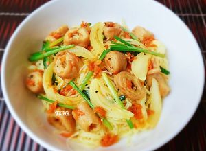 Hình của món Bún LÒNG xào nghệ.