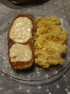 Una foto de Milas de Berenjenas con arroz amarillo