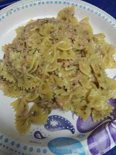 A picture of Tuna and Pasta.