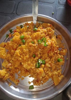 पोहा (Poha recipe in hindi) रेसिपी मुख्य फोटो