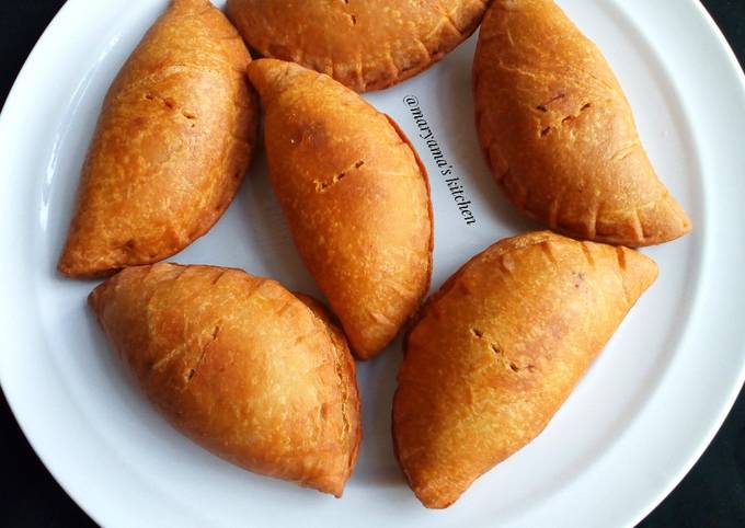 Fried meatpie