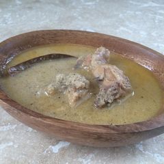 A picture of Kolhapuri Pandhra Rassa Recipe.