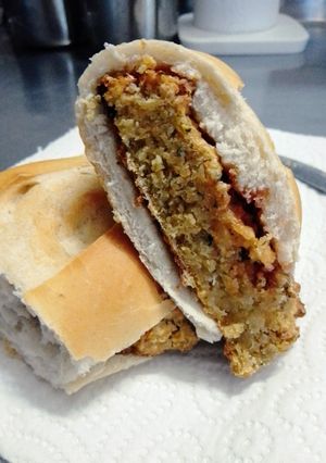 Una foto de HAMBURGUESAS TRIGO BURGOL VEGANA (adpatable vegetariana)