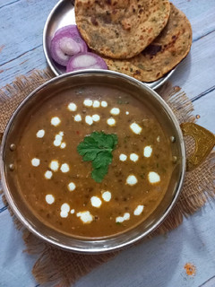 A picture of Dal Makhani.