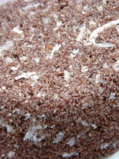 ராகி புட்டு (ragi puttu recipe in tamil) செய்முறை முக்கிய புகைப்படம்