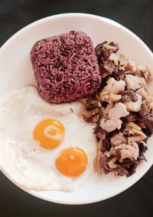 รูปของ ไก่ผัดขิง