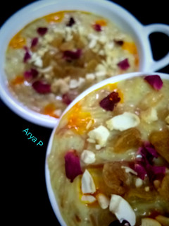 बादामी मीठी सेवई खीर(badami meethi sevai kheer recipe in hindi) रेसिपी मुख्य फोटो