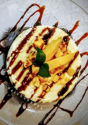 A picture of Chocolate Mango Cheesecake.