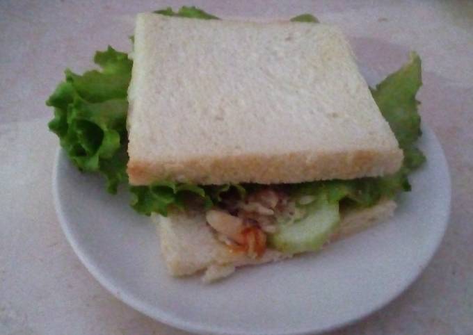 Step-by-Step Guide to Make Favorite Lunch w/ Sandwich