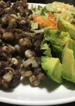 A picture of White corn and Adzuki beans githeri.