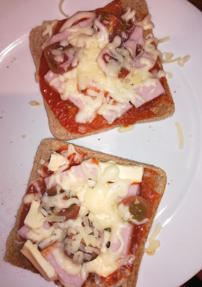 Una foto de Paninis de pavo