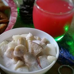 A picture of Coconut creamy chaat.