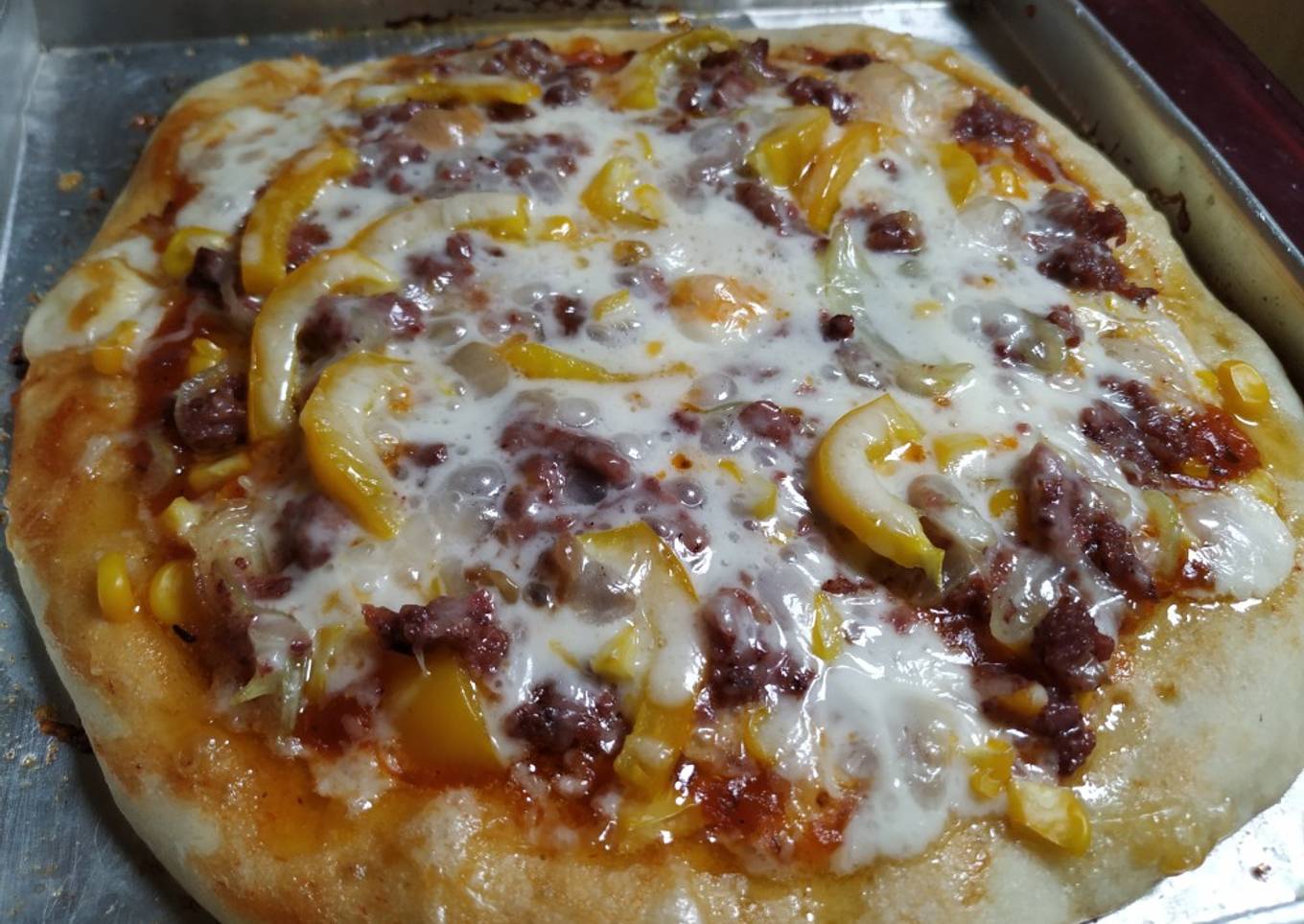 Pizza Bolognese
