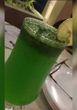 A picture of Mint margarita.