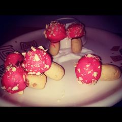 A picture of Chocolatey Mushroom cookies.