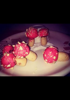 A picture of Chocolatey Mushroom cookies.