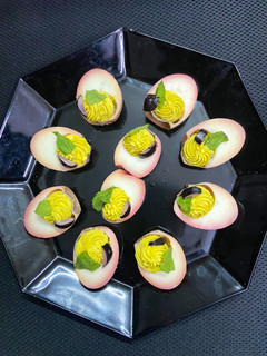 A picture of Devilled eggs.