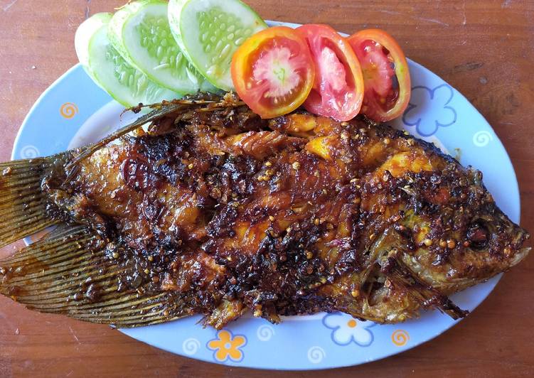 Gurami Bakar Kecap (by Teflon)�?�
