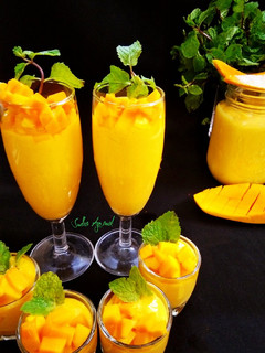 मैंगो लस्सी (Mango lassi recipe in Hindi) रेसिपी मुख्य फोटो