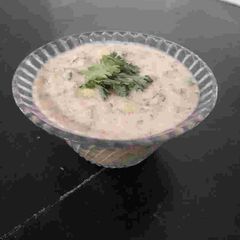 A picture of Cucumber raita.