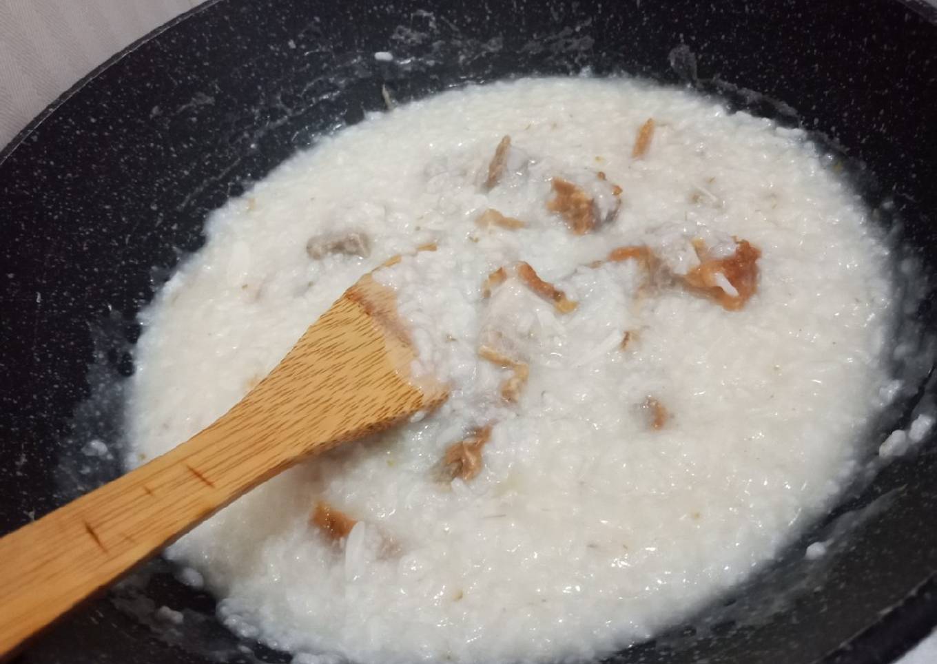 Bubur babi panggang (non halal)